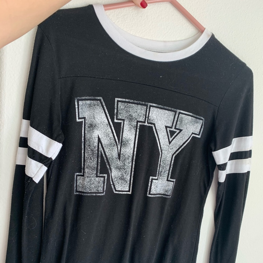 NY baseball T